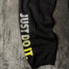 Pantalon nike just do it etiqueta roja