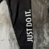 Pantalon Nike Negro Just Do It Etiqueta Naranja