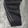 Pantalon Puma Negro Con Lineas Blancas